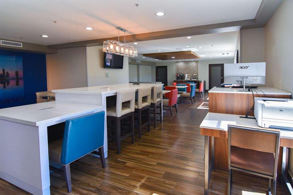 Best Western Plus Lafayette Hotel University Area מראה פנימי תמונה