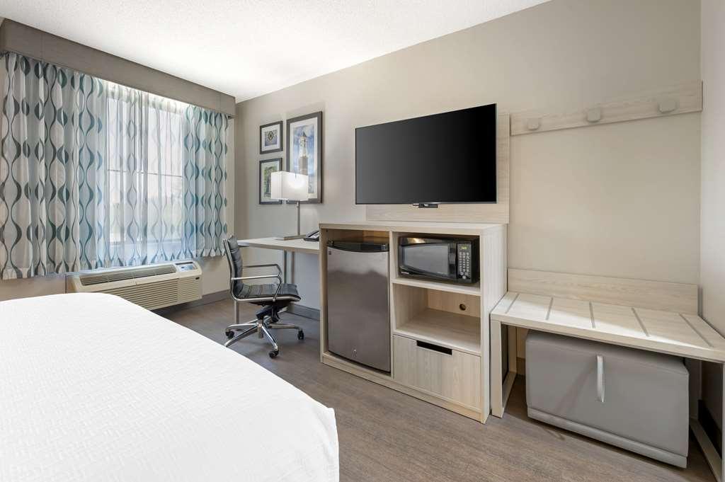 Best Western Plus Lafayette Hotel University Area חדר תמונה