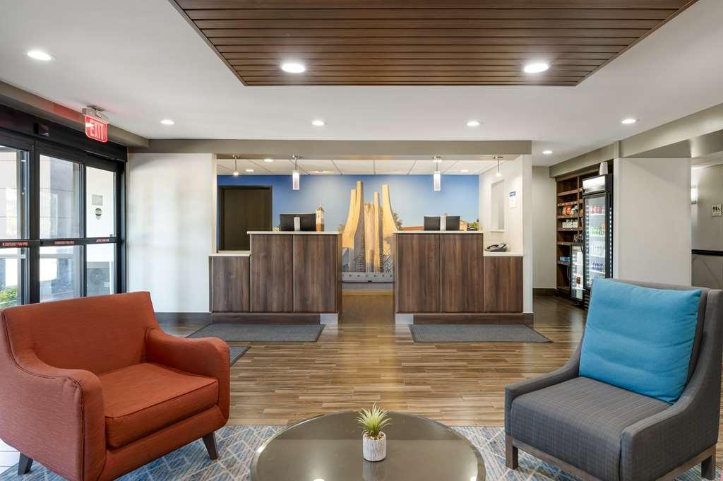 Best Western Plus Lafayette Hotel University Area מראה פנימי תמונה
